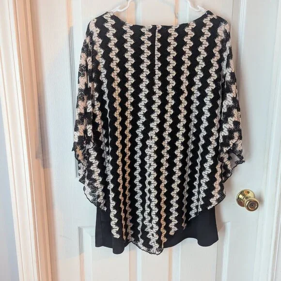 Ultra Teeze tunic top in cream and black - 2X - Picture 5 of 6